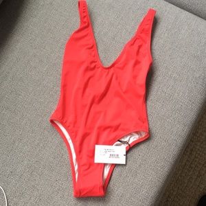 NWT Solid & Striped Michelle Swimsuit.